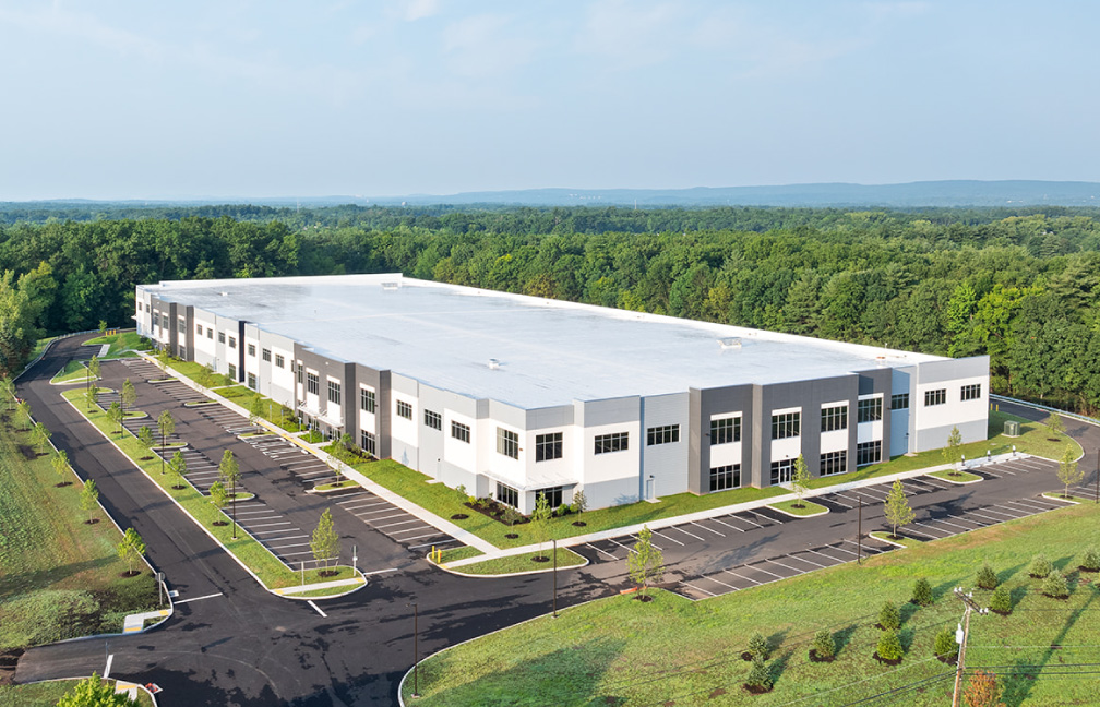 aerial of a speculative distribuion facility constructed for foxfield